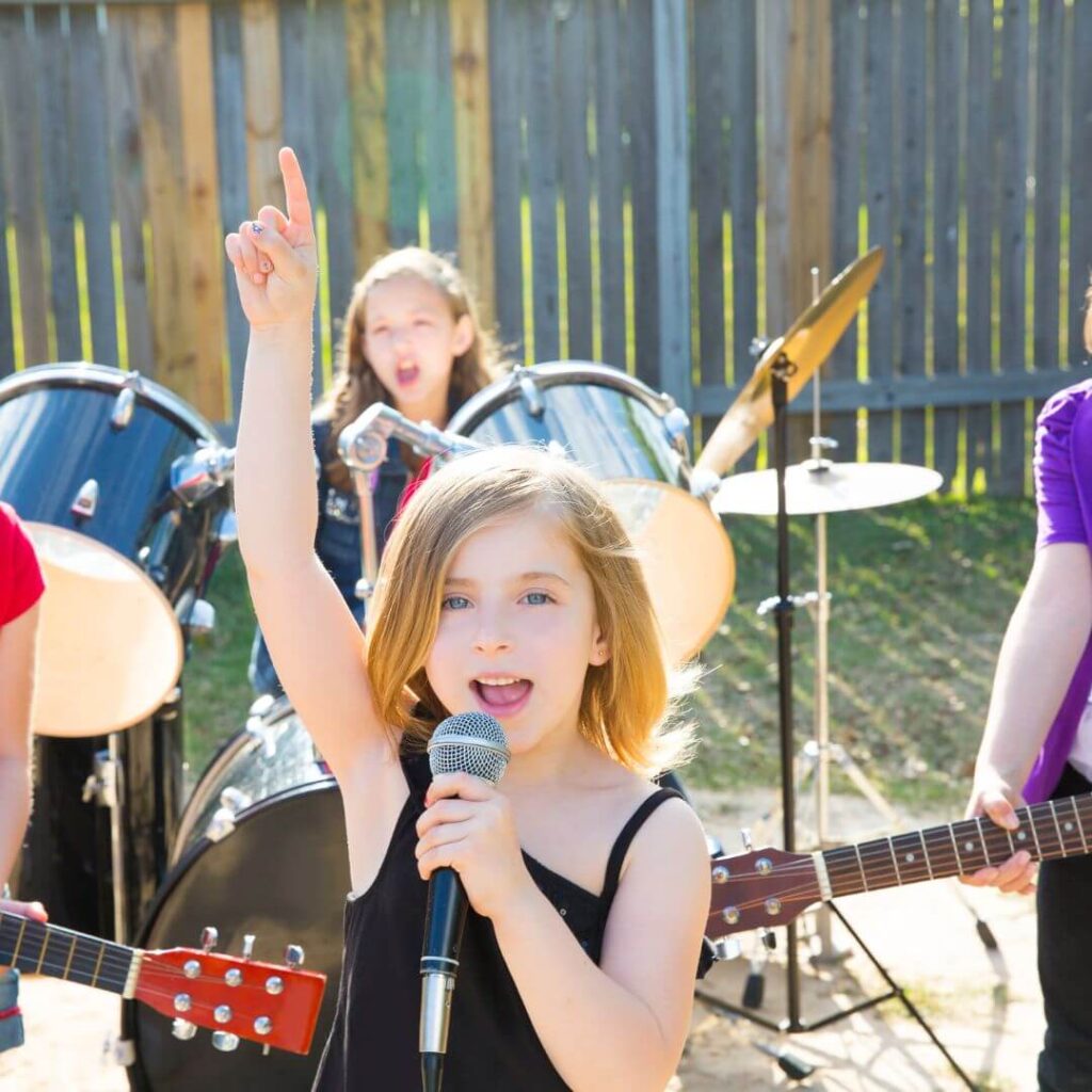 Children love to sing! Voice lessons for Children